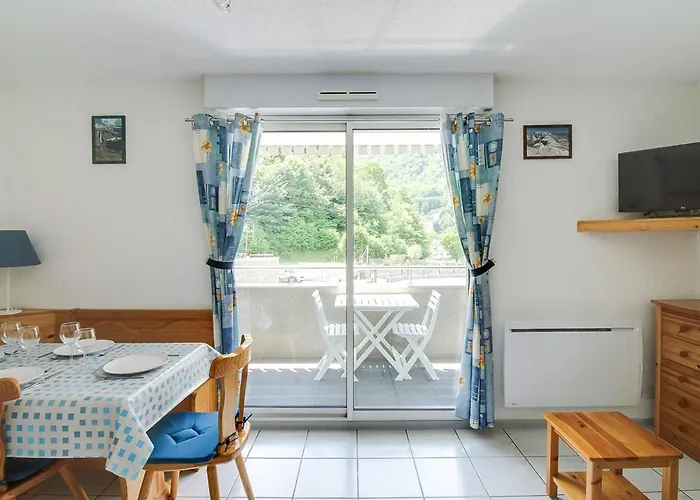 아파트 Cosy Pour 4 Pers. Avec Balcon Au Sud Et Parking, A Deux Pas Du Centre De - Fr-1-402-59 뤼생소베르